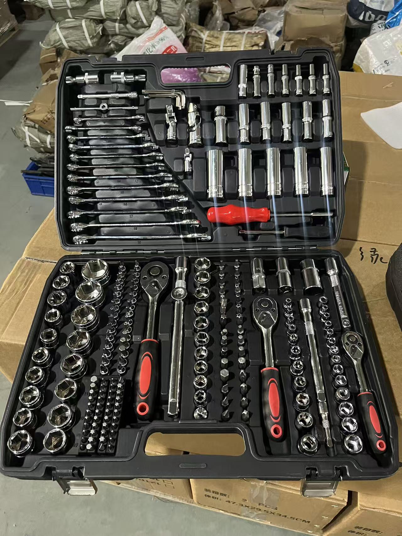 216-Piece DIY Auto Repair Tool - огляд і ціна Power Tools And Hand Tools